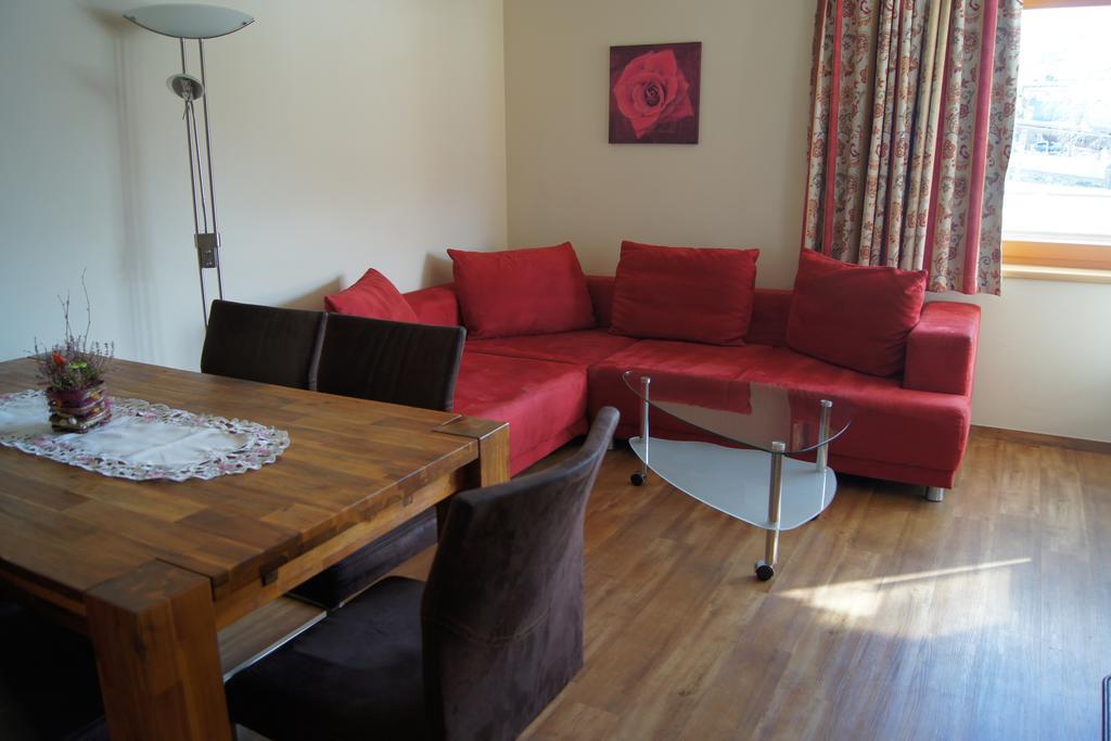 Appartement Felix Kaprun Eksteriør billede